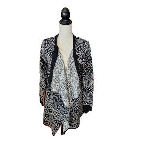 Windsor Black and White Long Sleeve Open Cardigan Sweater in Size Medium